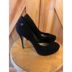 Capodarte Black High Heel Shoes  Sz US 8 EU 39